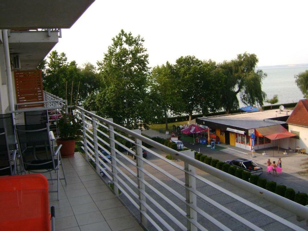Amanda Apartman Siófok Exteriör bild